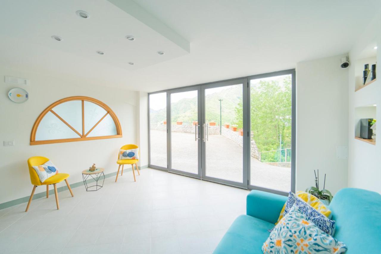 トラモンティ Tra I Monti Bed & Breakfast エクステリア 写真