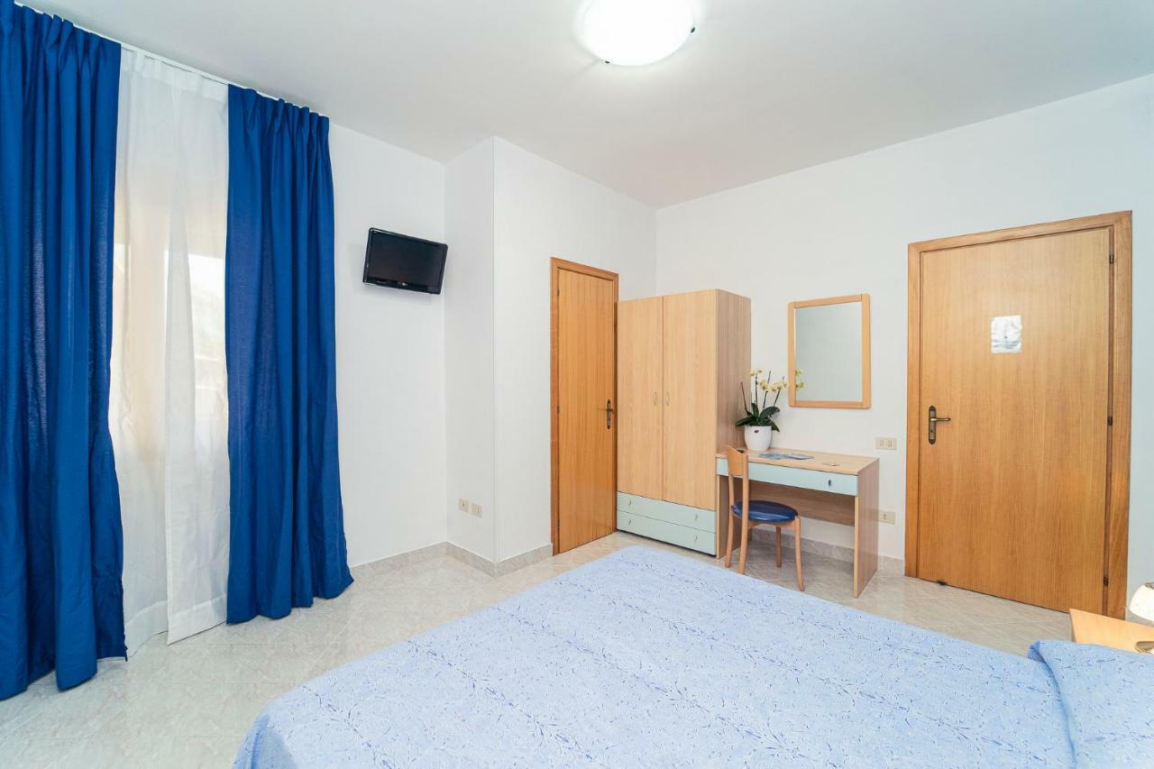トラモンティ Tra I Monti Bed & Breakfast エクステリア 写真